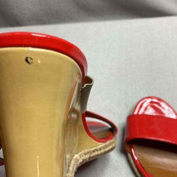 Fendi Red and Tan Patent Leather Strappy wedged sandals size 40 1/2 - Picture 4 of 6